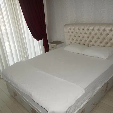 Guelluek Grand Hotel *