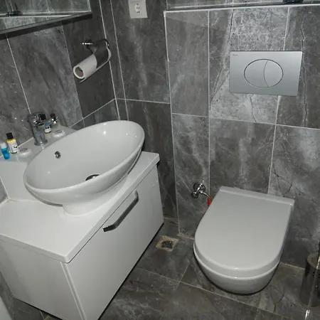 فندق مبيت وإفطار Guelluek Grand Hotel *